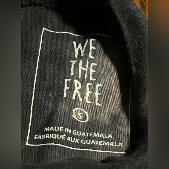 We The Free Grey Blue White Be Free Tie Dye Long Sleeve Mock Neck Top Size S EUC - Picture 4 of 7